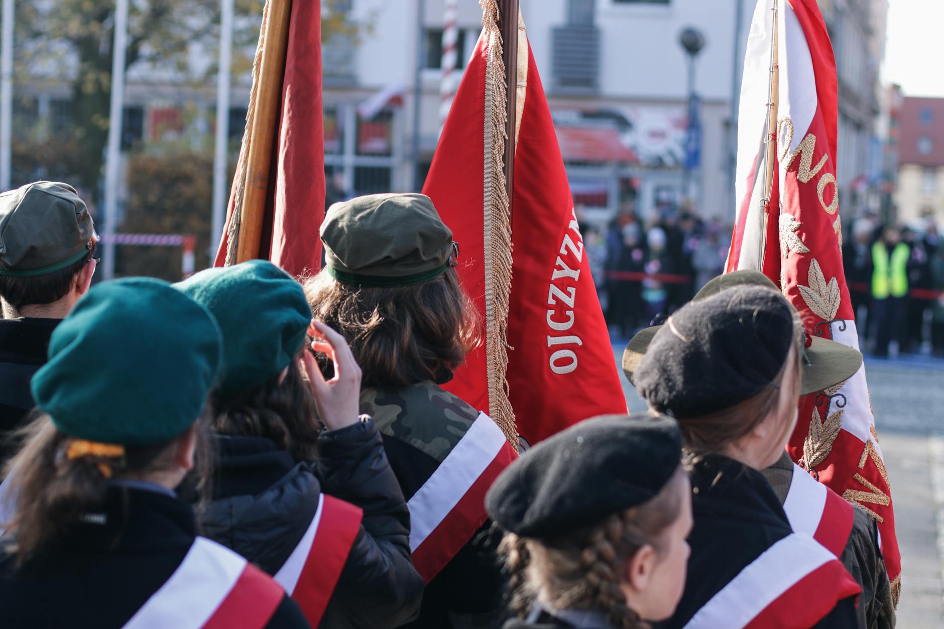 Burmistrz Łaskarzewa Armin Tomala podczas sesji rady miejskiej, ocena jego dwuletnich rządów.